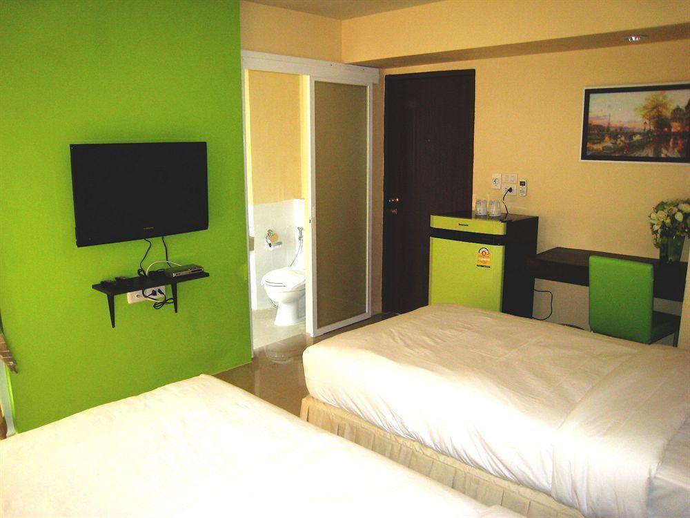 C2 Residence Лампанг Экстерьер фото